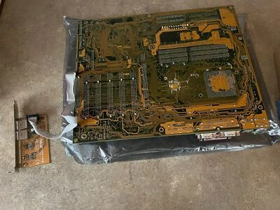 ASUS A7V266-C MOTHERBOARD AMD ATHLON XP 1900+ 1.2GHZ 1.5GB RAM ULE4-6 - Image 1 of 4