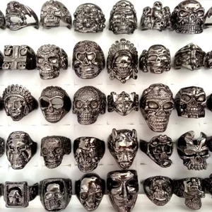 30 anillos de esqueleto de calavera negra o gris oscuro para hombres Boy Punk Biker Ghost Cool Ring - Imagen 1 de 6