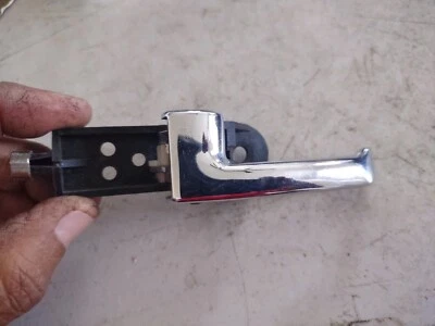 JAGUAR XJ6, XJ40, DAIMLER SOBERANO 1988-1993 MANIJA PUERTA INTERIOR LADO IZQUIERDO  Foto 1 de 4