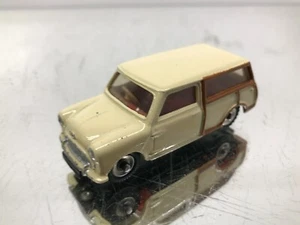 DINKY TOYS 197 MORRIS MINI TRAVELLER - CODE 3 -CREAM 1:43- GOOD - 71 - Imagen 1 de 7
