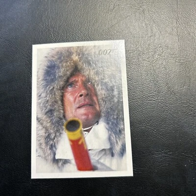 C54d James Bond Archives 2009 #40 Roger Moore A View To A Kill - Image 1 of 2