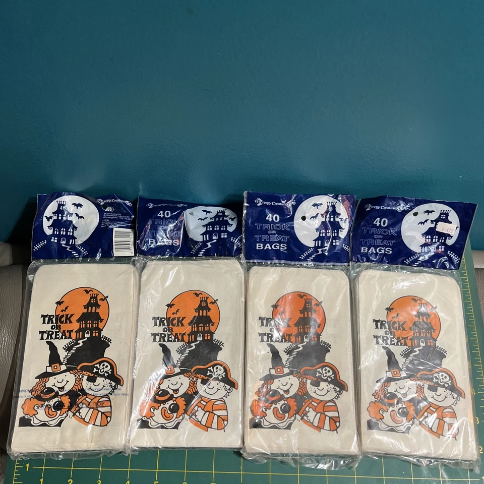 VTG Trick or Treat Paper Halloween Treat Bags (160) 4 Pkgs Creepy Creatures - Image 1 of 1