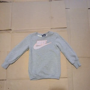Youth Girls 6 NIKE  Pullover Long Sweatshirt Gray Velvet Spellout Fleece 5-6 yrs - Picture 1 of 5