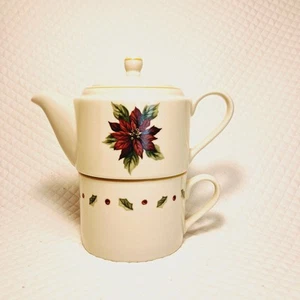 Rare Vtg 90s Merry Brite Indiv Teapot & Lid with Cup Poinsetta Christmas Holiday - Picture 1 of 7
