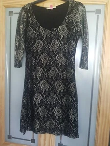 Black and Gold Lace Bodycon dress Size 10 - Picture 1 of 3