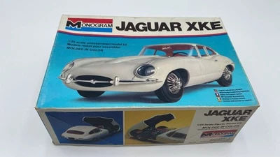 MNG2243 Monogram Jaguar XKE 1/24 kit di montaggio - Immagine 1 di 3