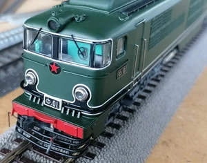 RUSSIA IRONMAN РОССИЯ 6Y2 MUSEUM F LOCOMOTIVE HO 1:87 D.C. 21-MTC PIN METAL NEW - Picture 1 of 11