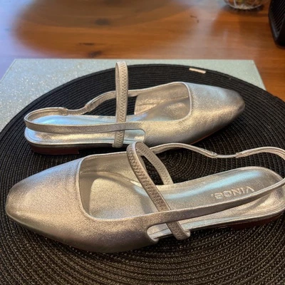 Vince Mujer Clásico Mary Jane Metálico Plateado Cordón Plano Talla 36 Foto 1 de 4