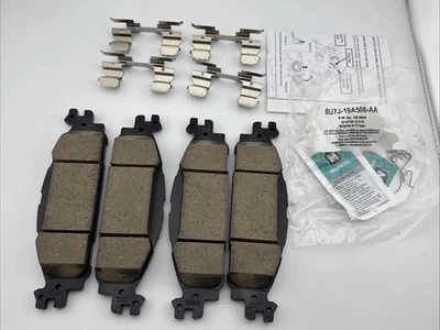 Pastilhas de freio genuínas Ford Motorcraft BRF-1970 EB5Z-2001-B Explorer Flex 2011-2019 - Imagem 1 de 4