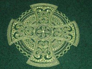  Irish St Patricks Day Celtic Cross maschinenbesticktes Handtuch irisches Design - Bild 1 von 2