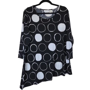Blusa túnica asimétrica grande Susan Graver para mujer negra blanca lunares arte - Imagen 1 de 7