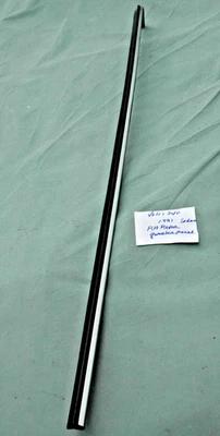 Volvo 240 244 1986-1993 cuarto trasero moldura de impacto/tira de frotamiento trasero derecho OEM Foto 1 de 4