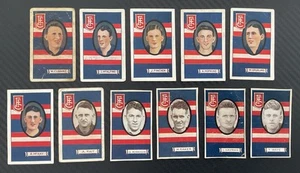 VINTAGE FOOTSCRAY BULLDOGS 1933 STRIPED ALLENS VFL FOOTBALL CARDS - Picture 1 of 2