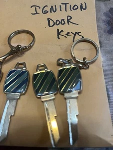 Chevy 1968 1972 1976 1980 Nova Camaro Chevelle Corvette Impala SS Truck Keys - Picture 1 of 4