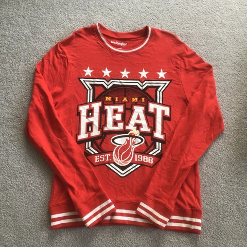 Men's Shirt Hardwood Classics Miami Heat Size L Long Sleeve Pullover Cotton Cover
