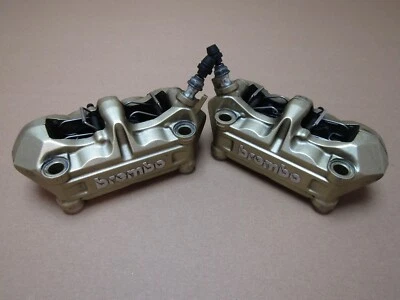 BMW S1000RR 2017 6,187 millas pinzas de freno delanteras par Brembo (9643) Foto 1 de 4