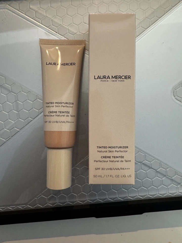 Laura Mercier Tinted Moisturizer Natural Skin Perfector SPF 30 2n1 Nude