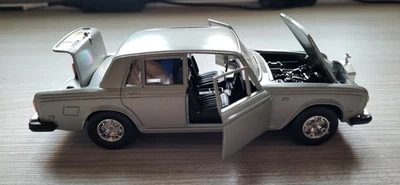 BBURAGO Rolls Royce Silver Shadow II 0134 1:24 - Immagine 1 di 4