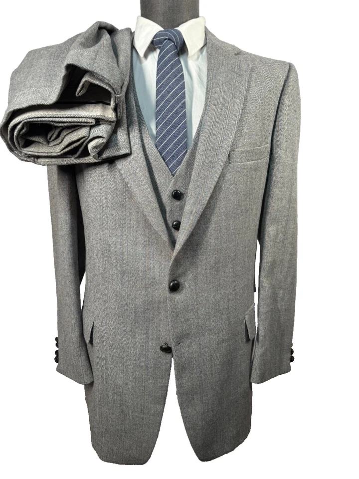 Botany 500 Mens Gray HERRINGBONE Wool 3 Piece VEST Suit 42L Jacket 38x35 Pant - Image 1 of 4