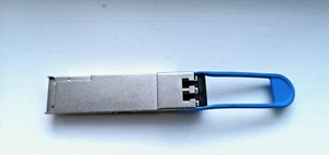 1x SOURCE 100G LR4 QSFP28SPQ-CE-LR-CDFM - Photo 1/2