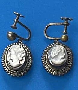 Boucles D’oreilles Anciennes Portraits Féminins Camees En Nacre - Imagen 1 de 3