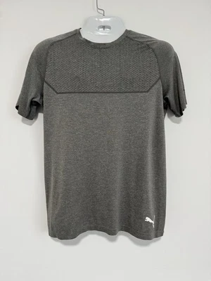 Camiseta deportiva de rendimiento DryCell gris para hombre talla mediana manga corta PUMA excelente Foto 1 de 4