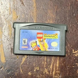 LEGO Island 2 The Brickster's Revenge Game (Nintendo Game Boy Advance) - Picture 1 of 18