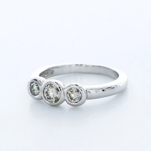 ANILLO DE COMPROMISO HALO BISEL PLATINO CORTE REDONDO E/VS1 DIAMANTE CREADO EN LABORATORIO 0,9 QUILATES - Imagen 1 de 3