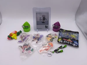 Splatoon Lot Of 10 Merch Items - Keychains, Bottle Tops, Etc. New/Used - Picture 1 of 13