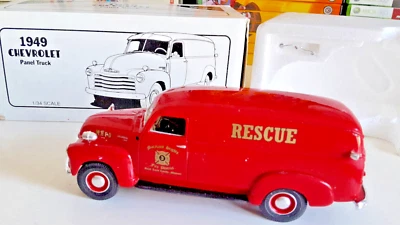 Modellino Chevrolet Furgone 1949 First Gear scala 1/34 Vintage Raro Rescue - Immagine 1 di 3