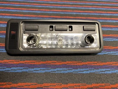 Оригинальный купольный фонарь BMW 330i 330xi 330ci 325i E46 02-05 63,31 8 364 929 - Изображение 1 из 3