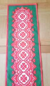 Swedish red heart table runner - Picture 1 of 7