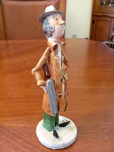 VTG 'TP CERAMICHE' ITALY SIGNED POLI ART POTTERY MAN WITH RIFLE GUN 9" FIGURINE - Picture 1 of 9