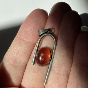 Colgante modernista vintage estampado plata de ley 925 y ámbar minimalista - Imagen 1 de 11