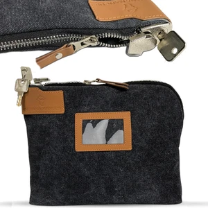 Money Bag with Lock and 2 Keys, Bank Cash Bags with Zipper, 11 X 8.6 Inches, Doc - Picture 1 of 12