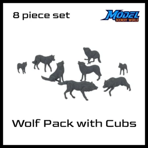 Wolf Pack with Cubs (8pcs) - N Scale - Gray - Picture 1 of 7