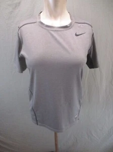 NIKE PRO COMBAT HYPERCOOL Size XL Boys Short Sleeve Athletic Workout T-Shirt 777 - Picture 1 of 9