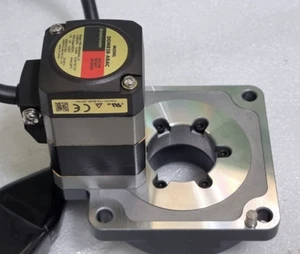 ACTUADOR ROTATIVO HUECO ORIENTAL DGM85R-ARAC Motor usado ARM46AC-D - Imagen 1 de 9