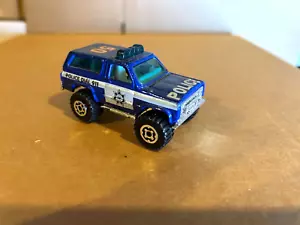 Matchbox #???? Furgone Polizia 4x4 Chevy Blazer #50 "Blu" - Foto 1 di 1