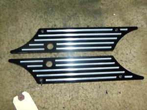 OEM 1993-2013 HARLEY DAVIDSON SADDLEBAG LATCH COVER SET 90200421 - Picture 1 of 6