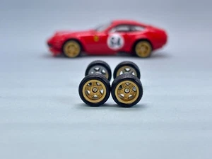 Pintura personalizada R553 Hotwheels 1/64 Real Rider# Star Gold 10 mm de largo, ruedas de goma - Imagen 1 de 6