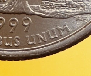 Huge retained die-cud progression bottom of 1999 broadstruck Connecticut quarter - Picture 1 of 22