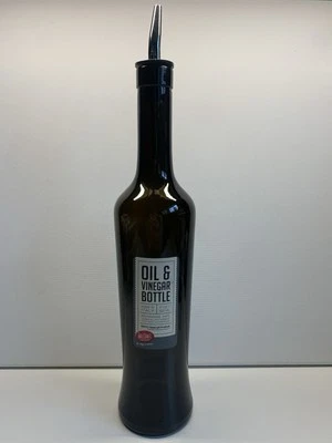 TableCraft 油醋瓶 17 盎司，带倒酒器，深绿色玻璃，意大利制造 — 第 1/4 张图片