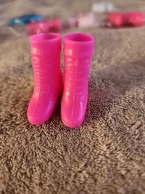 Mattel Barbie Doll Shoes ~ 1990's Fashion Avenue ~ Pink HIKING BOOTS - Image 1 of 4