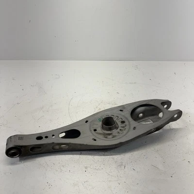 OEM 2018-2024 CHEVROLET EQUINOX AWD 1,5 L SUSPENSIÓN TRASERA BRAZO DE CONTROL INFERIOR IZQUIERDO Foto 1 de 4