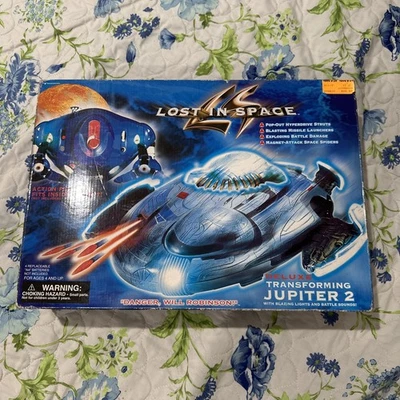 Película Lost in Space Deluxe Transforming Jupiter 2 luces y sonidos - 1997 Foto 1 de 4