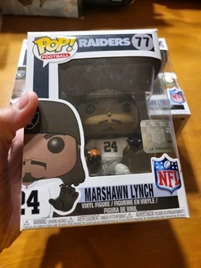 Funko Pop Football NFL Raiders MARSHAWN LYNCH #77 VERPACKUNG BESCHÄDIGT LESEN - Bild 1 von 14