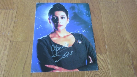 Marina Sirtis Autographed Hand Signed 8.5x11 Clipping Star Trek Next Generation Cover