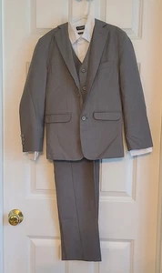 Boys 3 Piece Suit Grey Gray - Shirt Pants & Vest Size 10 R - Picture 1 of 4