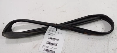 Резиновое уплотнение для стекла двери окна GMC Acadia левая задняя часть 2009 2010 2011 12 - Изображение 1 из 4